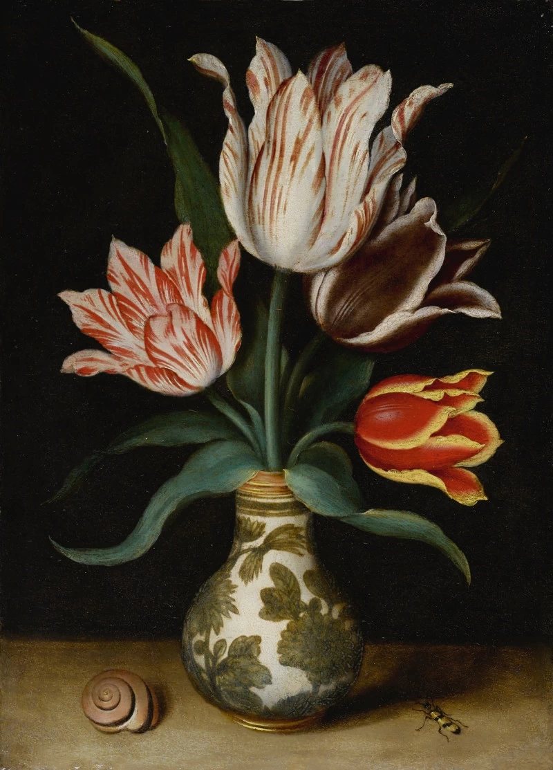 Natura morta con quattro tulipani in un vaso con cineserie